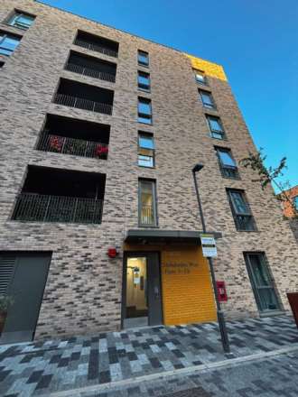 Mahindra Way, Beckton, Image 11