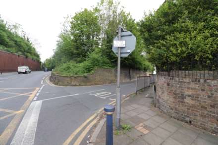 East Hill, Dartford, Image 13