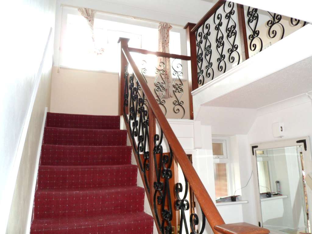 Old Manor Road, Gravesend, Image 11