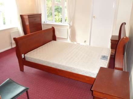 Old Manor Road, Gravesend, Image 12