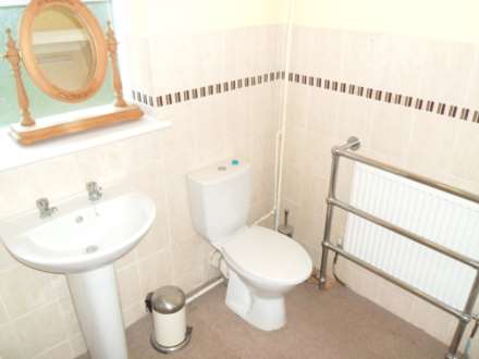 Old Manor Road, Gravesend, Image 21