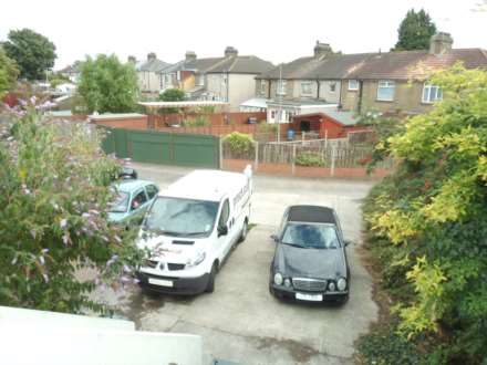 Milton Road, Swanscombe, Image 20