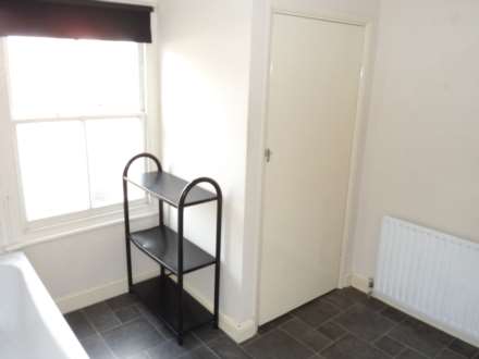 Essex Road, Dartford, Image 9