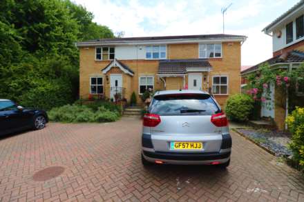 2 Bedroom Semi-Detached, Helegan Close, Orpington