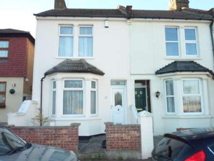 3 Bedroom Terrace, Balfour Road, Chatham