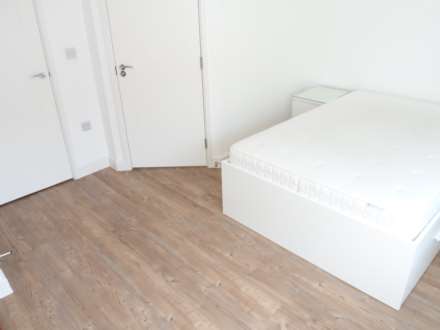 Alcock Crescent, Dartford, Image 22