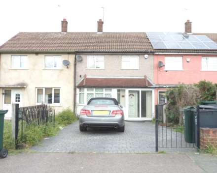 Henderson Drive, Dartford, Image 1