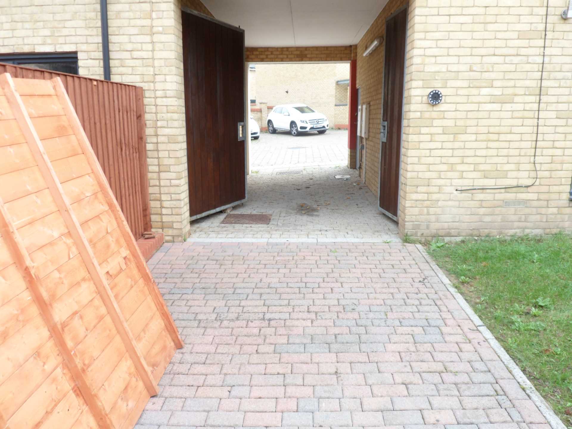 Courtyard Mews, Greenhithe, Image 5