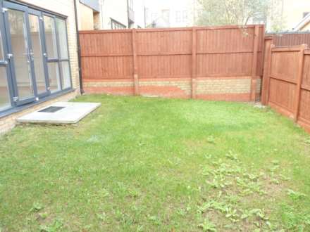 Courtyard Mews, Greenhithe, Image 18