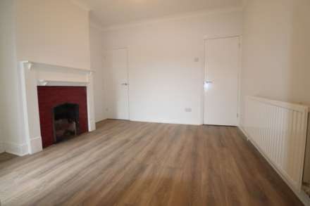Station Road, Strood, Image 3