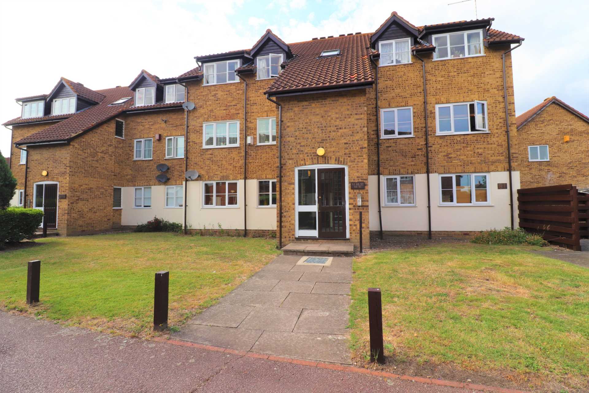 Falcon Close, Dartford, Image 1