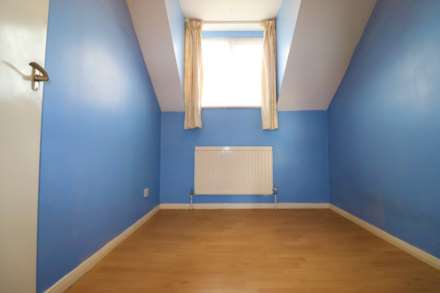 Falcon Close, Dartford, Image 7