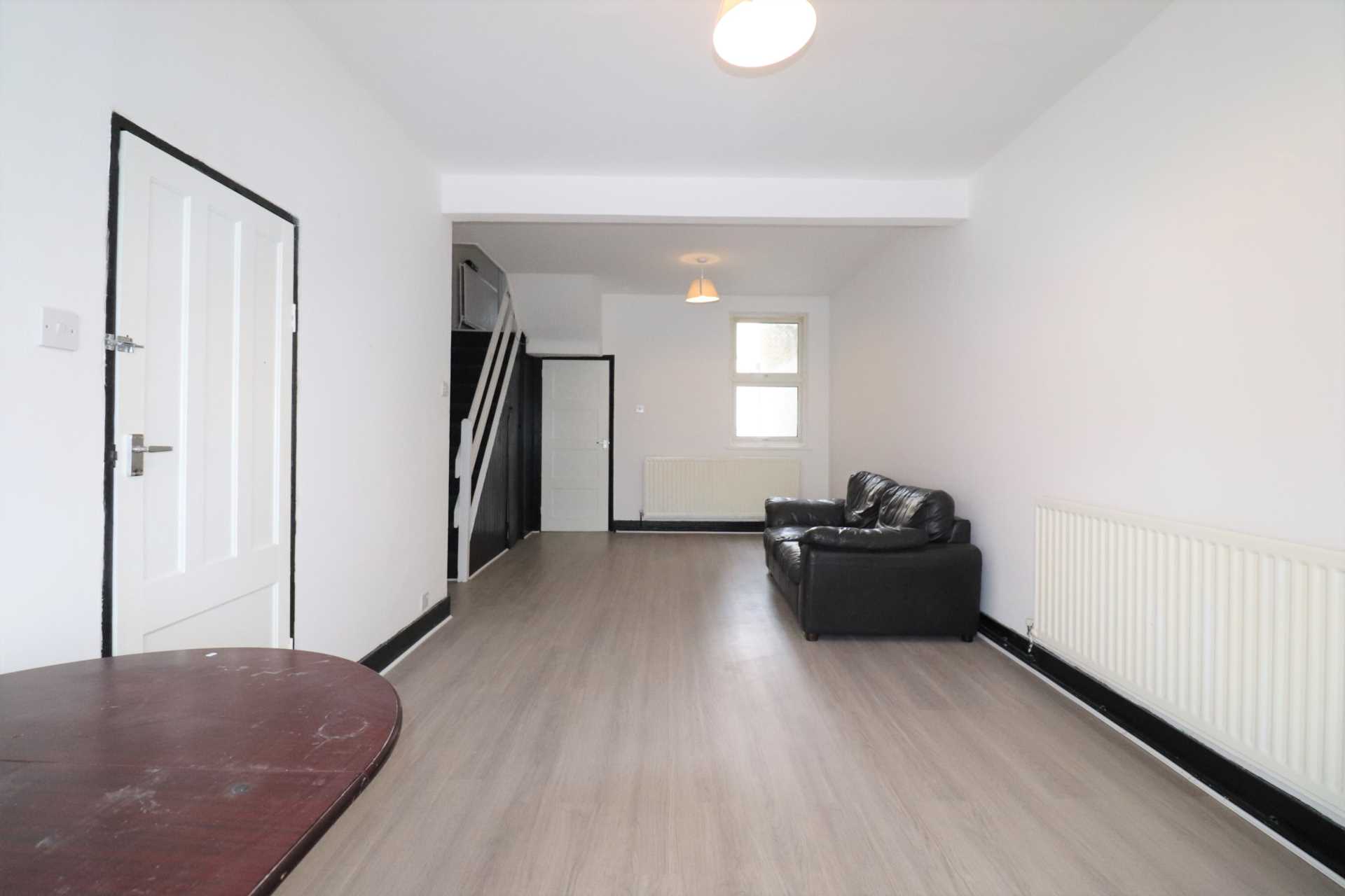 High Street, Gravesend, Image 3