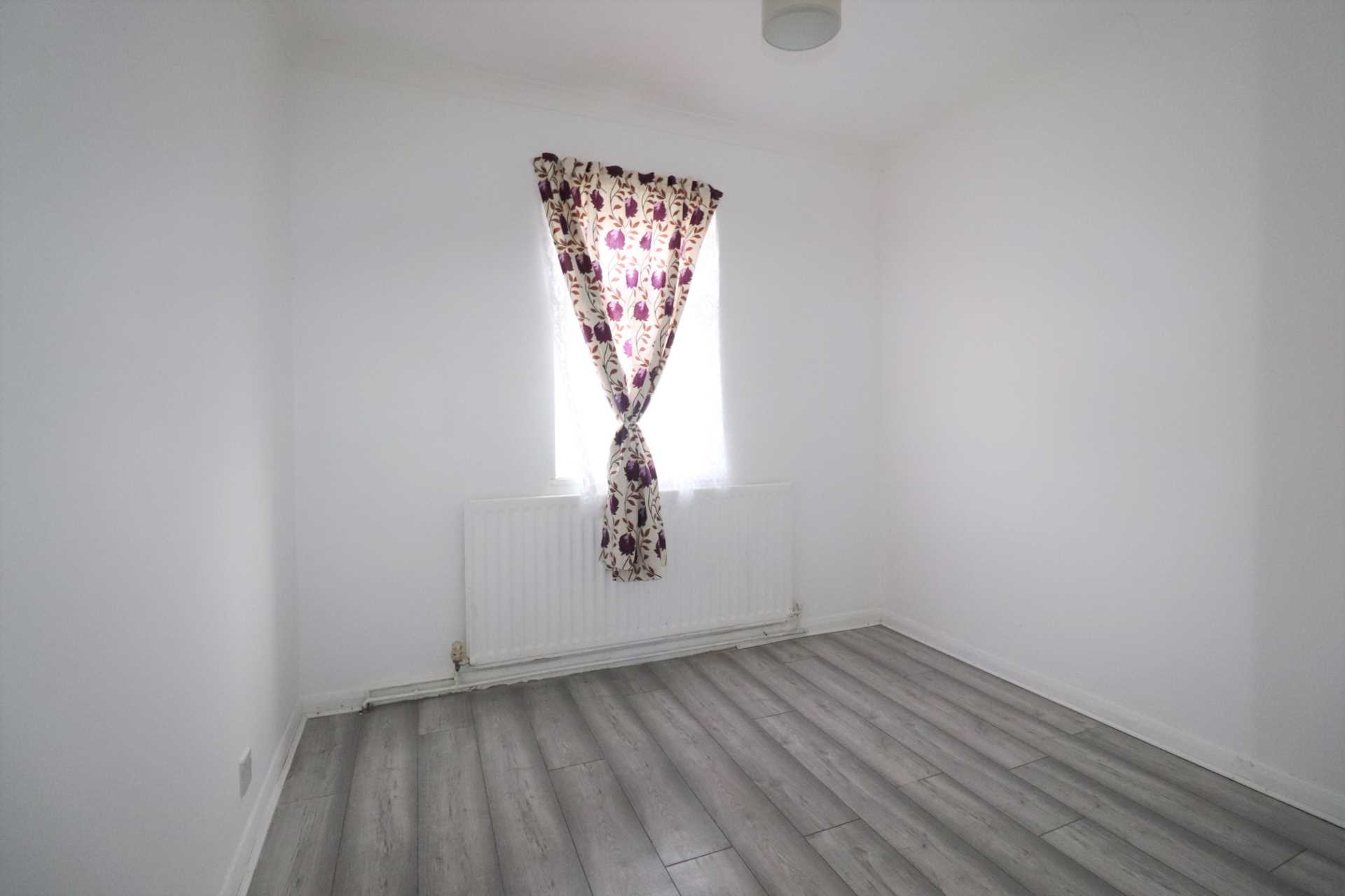 High Street, Gravesend, Image 9