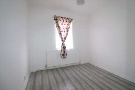 High Street, Gravesend, Image 9