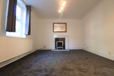 Bean Road, Greenhithe, Image 2