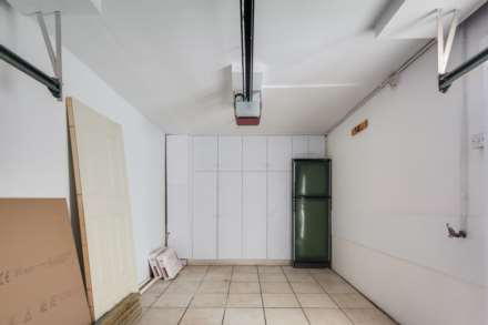 Howdens Close, Thamesmead, Image 18