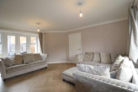 Havelock Drive, Greenhithe, Image 2