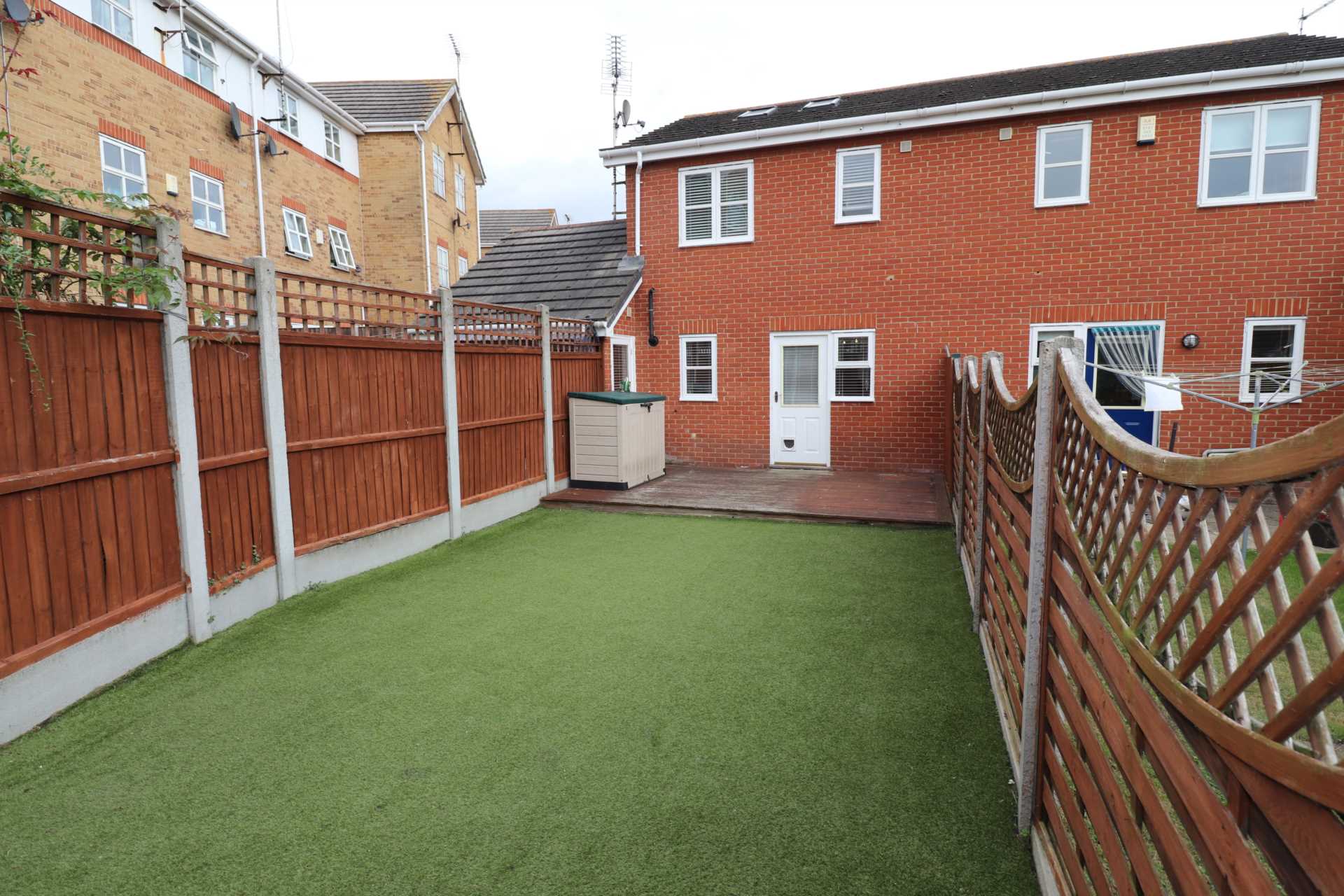 Sara Crescent, Greenhithe, Image 21