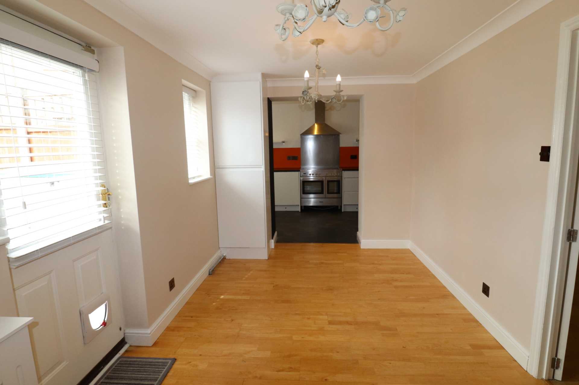 Sara Crescent, Greenhithe, Image 8