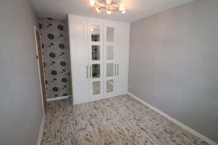 Sara Crescent, Greenhithe, Image 16