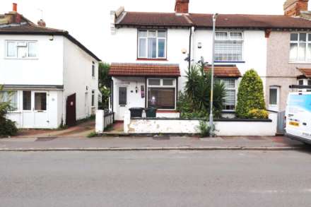 3 Bedroom End Terrace, Knockhall Chase, Greenhithe