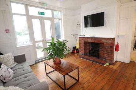 East Hill, Dartford, Image 6