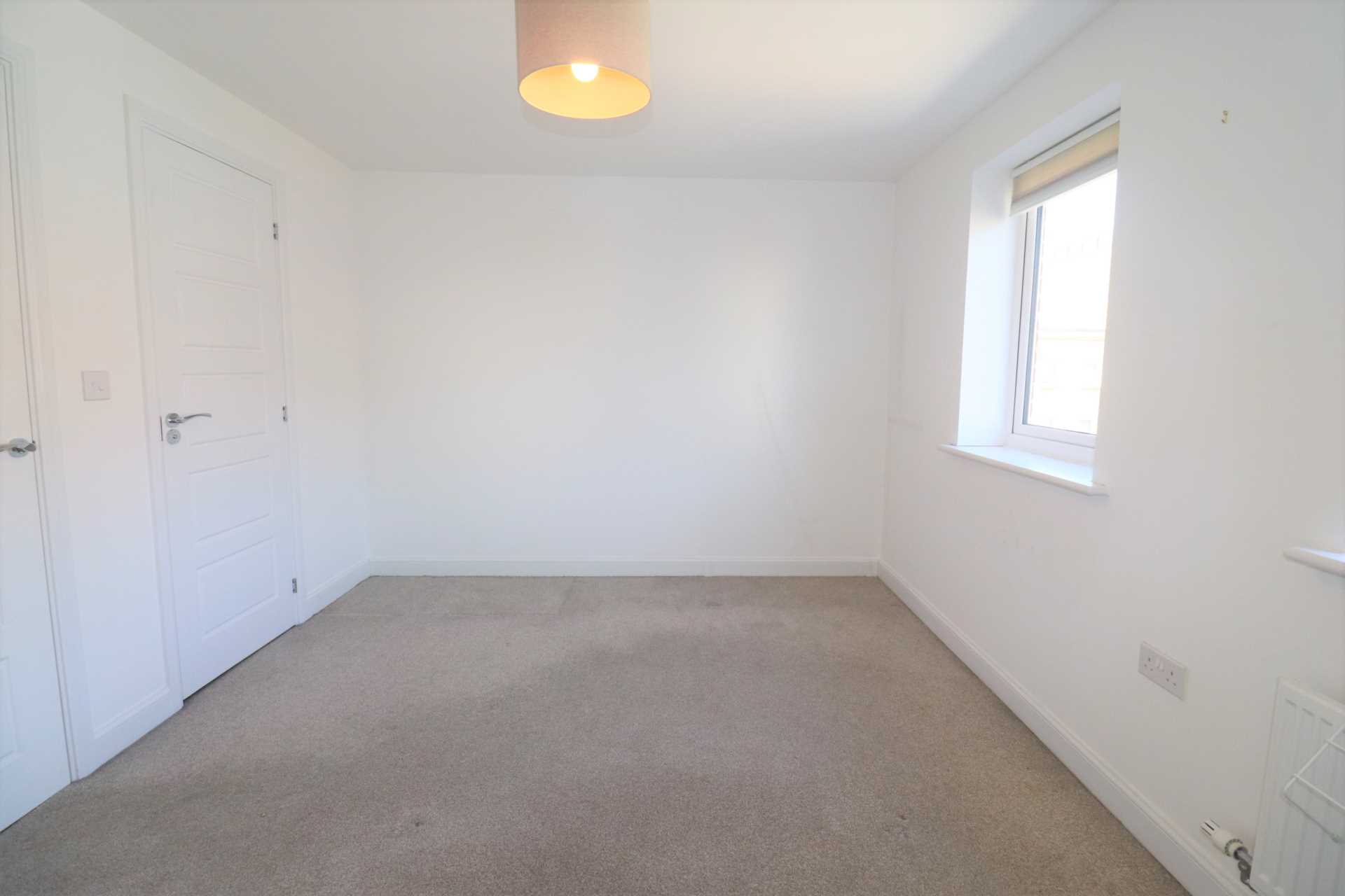 Foster Drive, Dartford, Image 12