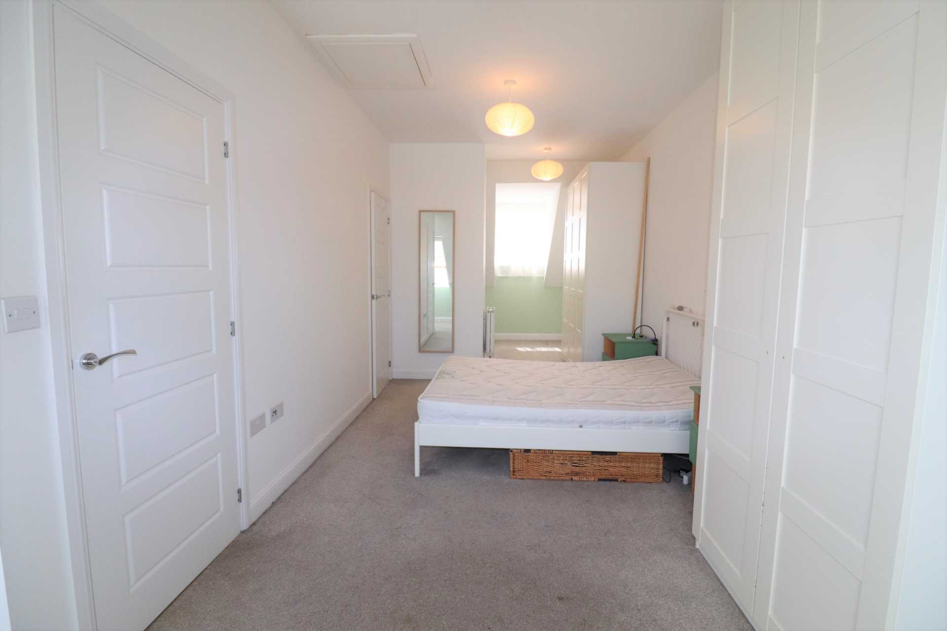 Foster Drive, Dartford, Image 16