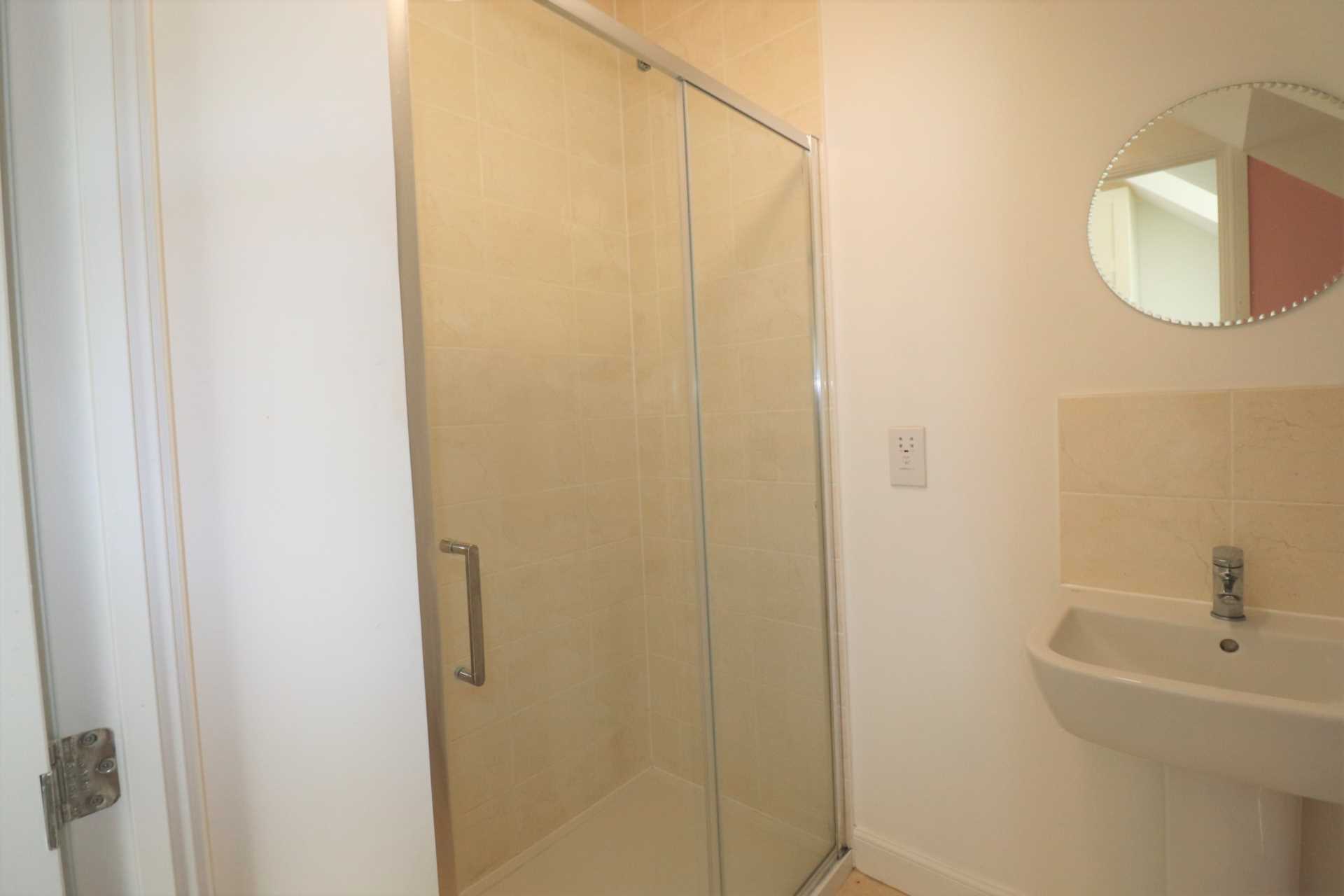 Foster Drive, Dartford, Image 17