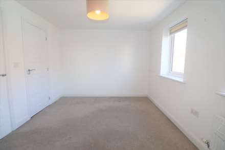 Foster Drive, Dartford, Image 12