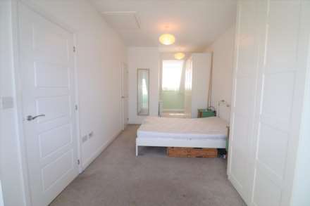 Foster Drive, Dartford, Image 16