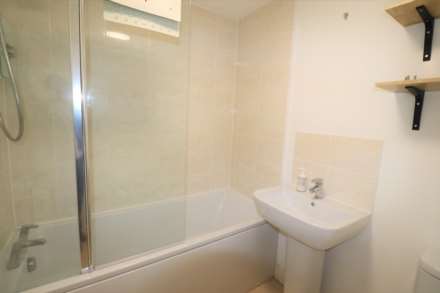 Foster Drive, Dartford, Image 9