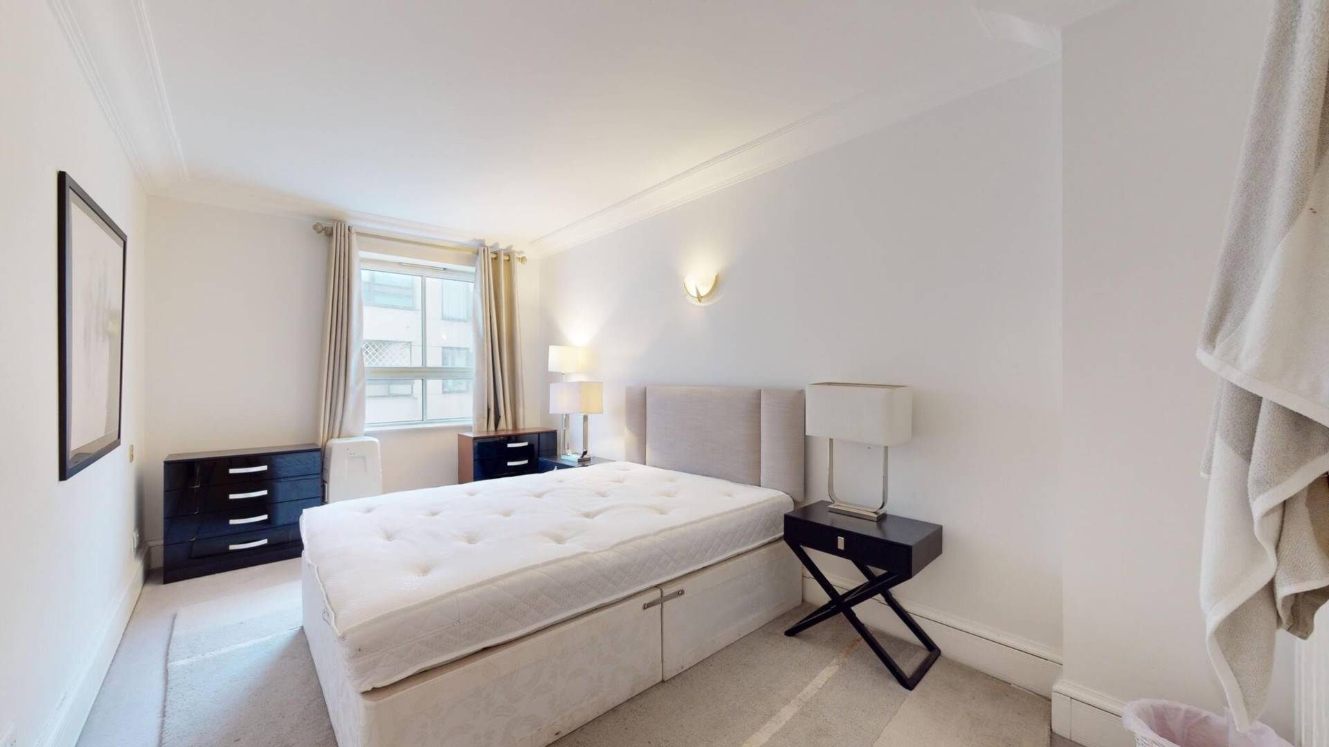 Consort Court, Wrights Lane W8, Image 3