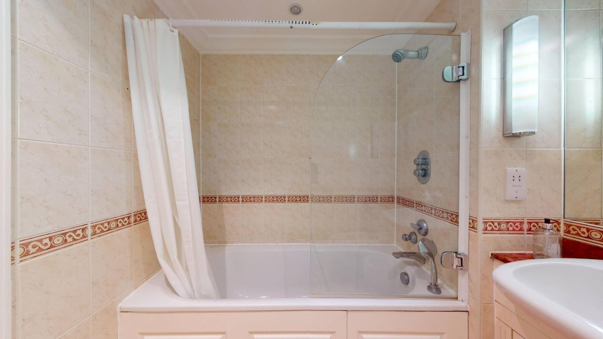 Consort Court, Wrights Lane W8, Image 9