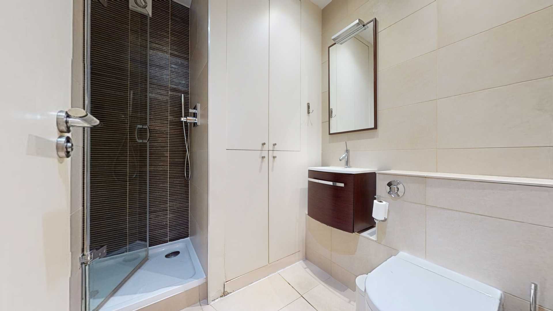 2 Beds-Hallam Street, Marylebone W1, Image 15