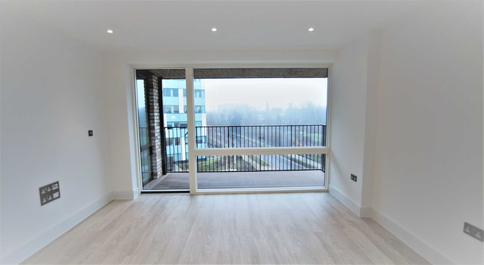 Abbotsford Court, Park Royal, NW10, Image 4