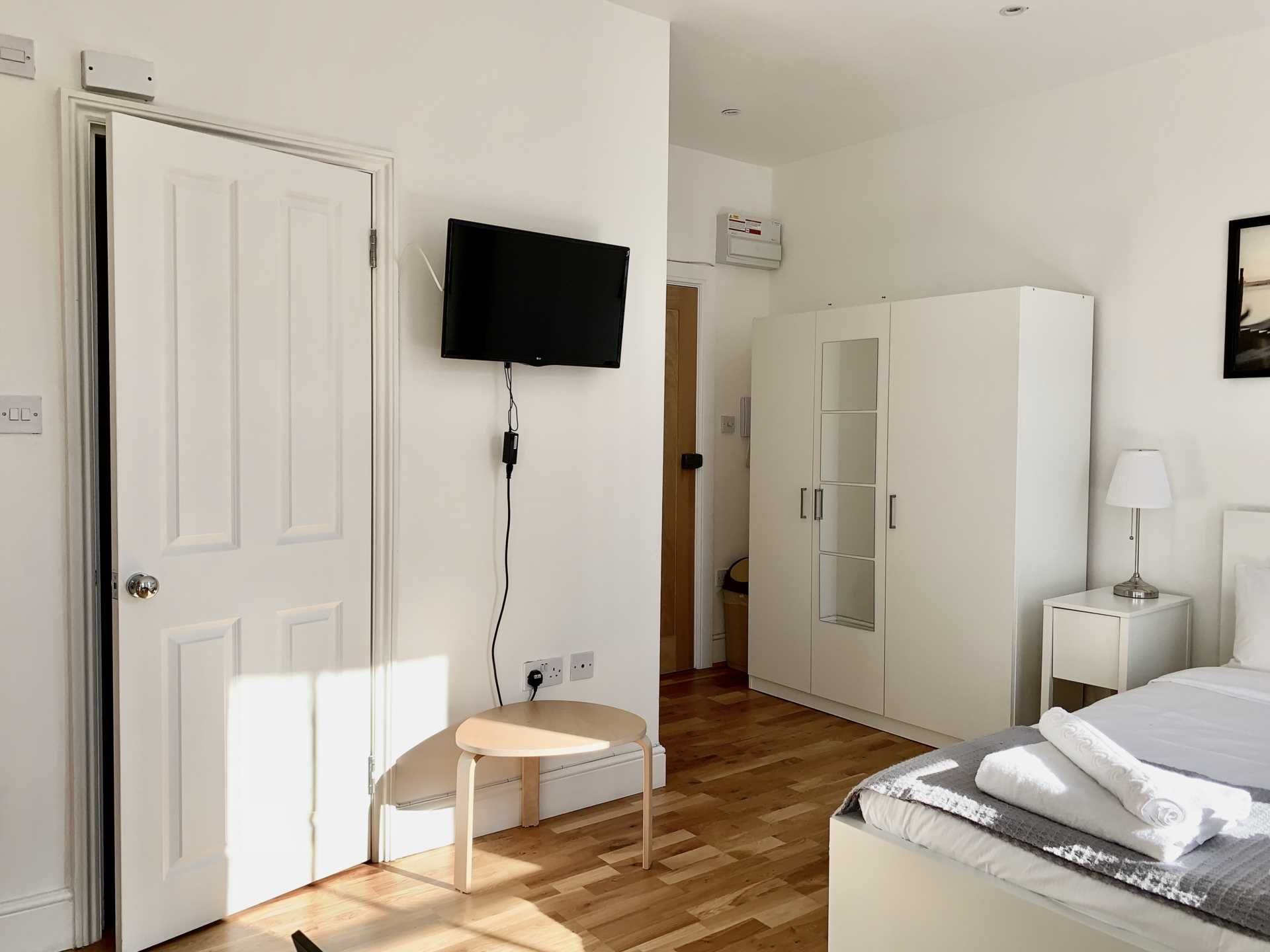 Ifield Road, Chelsea SW10, Image 3