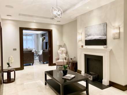 Parkside, Knightsbridge SW1, Image 2