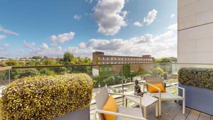 Columbia Gardens, West Brompton SW6, Image 15