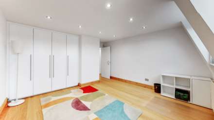 2 Bed Earl's Court Square SW5, Image 4