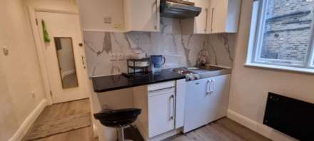 Warwick Gardens, Kensington W14, Image 2