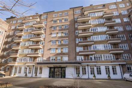 2 Bedroom Flat, Portsea Place, London