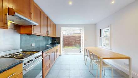 4 bed house, Fabian Road SW6, Image 5