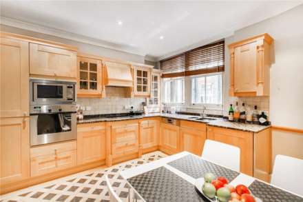 Lincoln House, Basil Street, Knightsbridge SW3, Image 6