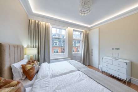 Duke Street, London W1, Image 19