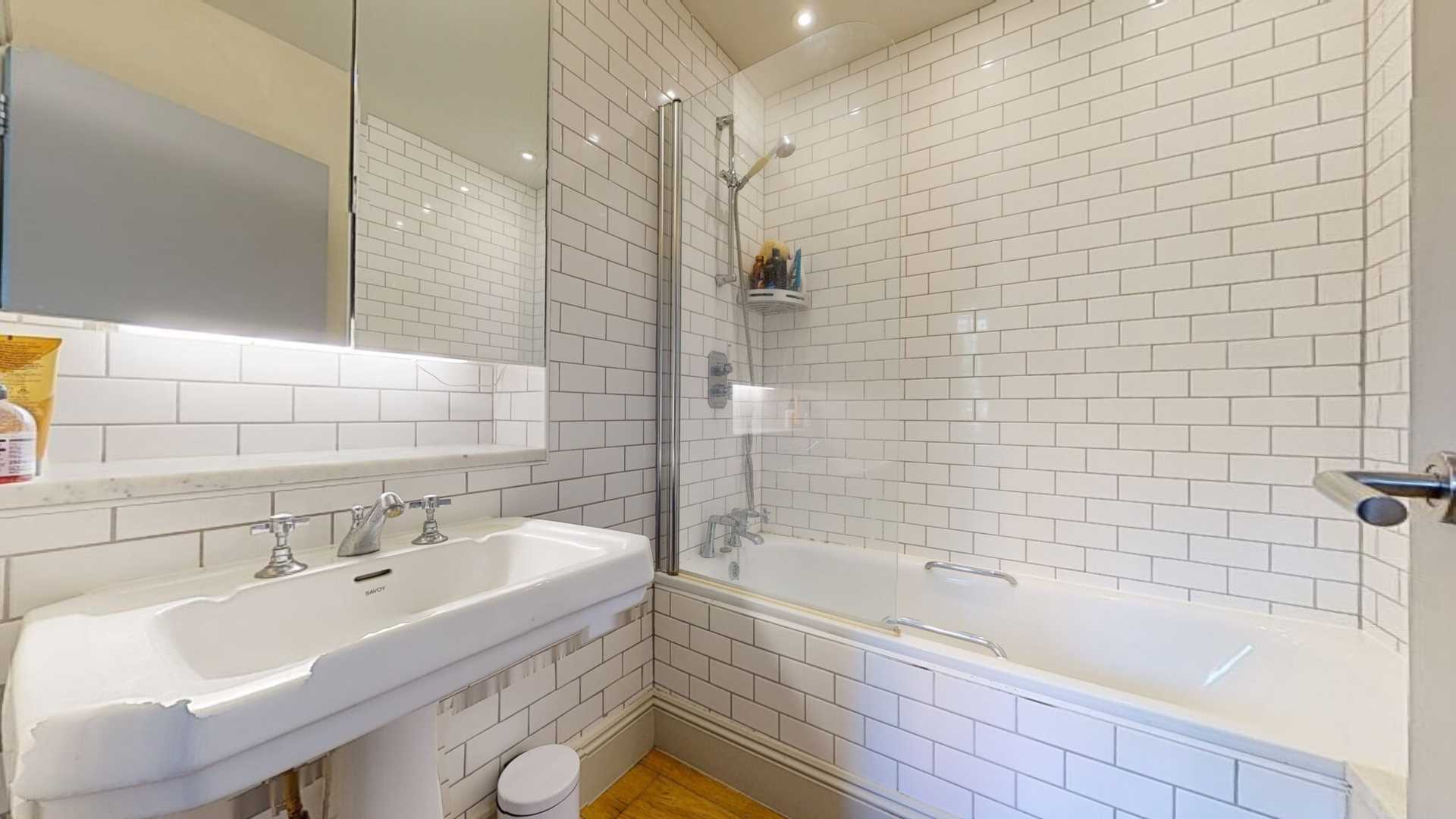 Hazlitt Road, Olympia W14, Image 3