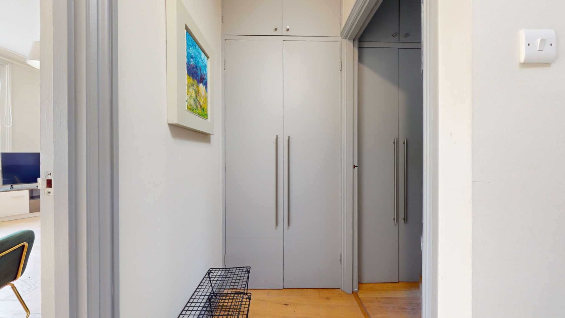 Hazlitt Road, Olympia W14, Image 8