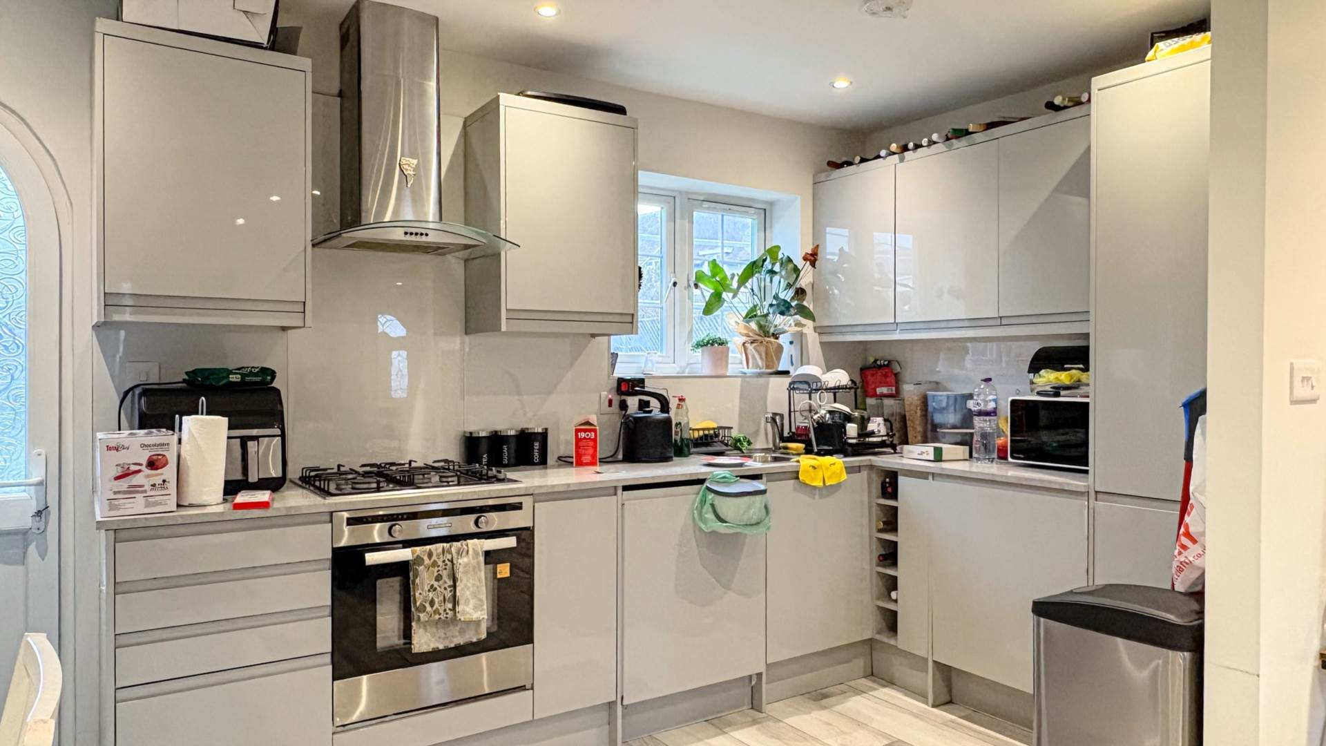 Carlisle Avenue, Acton W3, Image 5