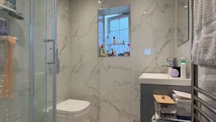 Carlisle Avenue, Acton W3, Image 16